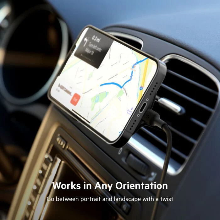 Belkin BoostCharge
Magnetic Wireless Car Charger 10W