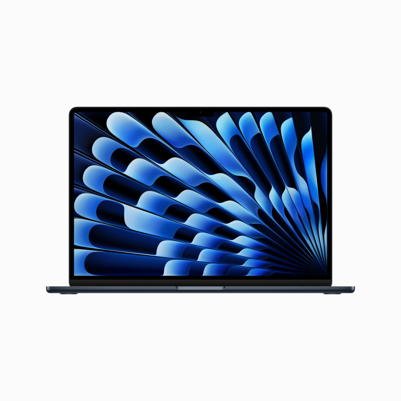 MacBook Air 15-inch : Apple M2 chip with 8-core CPU and 8-core GPU 256GB