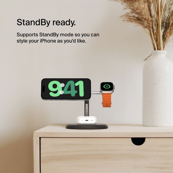 Belkin BoostCharge 3-in-1 Magnetic Charging Stand with Qi2 Fast Wireless Charging 15W, Black